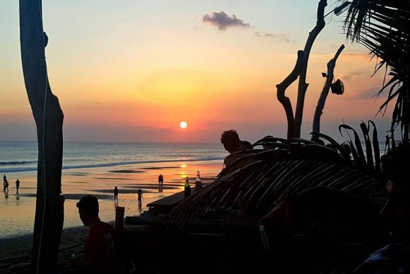 Pantai Batu Belig