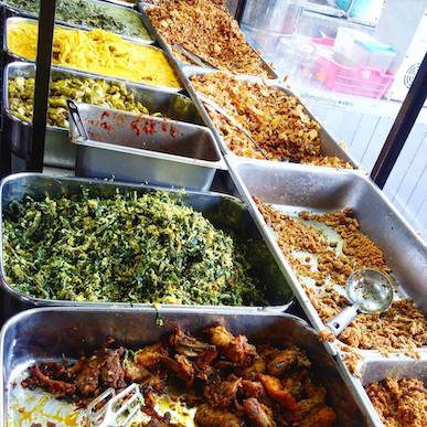 Nasi Pedas Ibu Andika, Kuta.