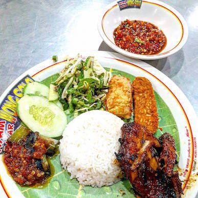 Ayam Bakar Wong Solo, Denpasar.