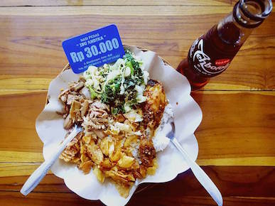 Nasi Pedas Ibu Andika, Kuta.