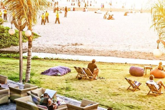 Mano Seaside,Petitenget.