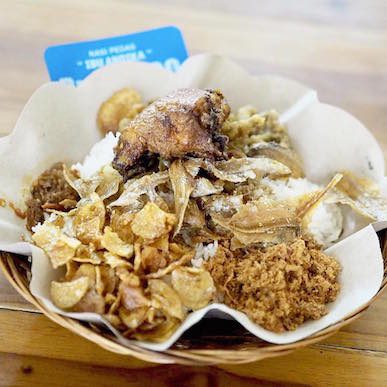 Nasi Pedas Ibu Andika, Kuta.