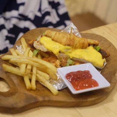 Cafe Lateo, Denpasar